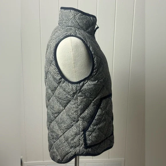 J.Crew Herringbone Quilted Puffer Vest – Black/Cream, Women’s S (Down Fill) - Picture 5 of 8